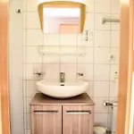 Haus Alpenblick Apartment *