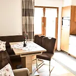 Haus Alpenblick Apartment Schröcken