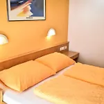 Haus Alpenblick * Schröcken