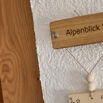 Haus Alpenblick Appartamento *