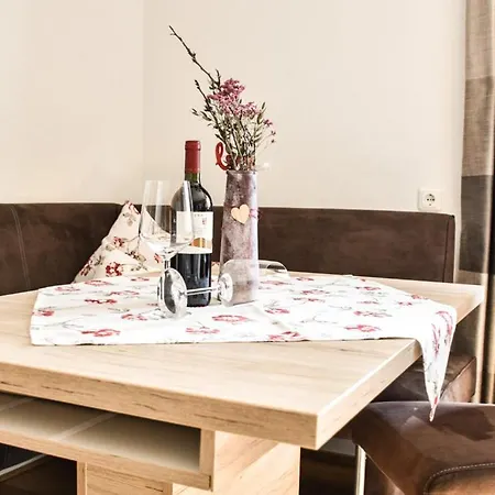 Haus Alpenblick * Schröcken