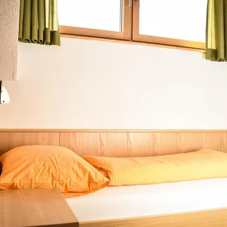 Haus Alpenblick * Schröcken