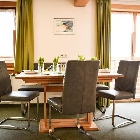 Haus Alpenblick Appartement *