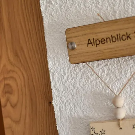 Haus Alpenblick 아파트 *