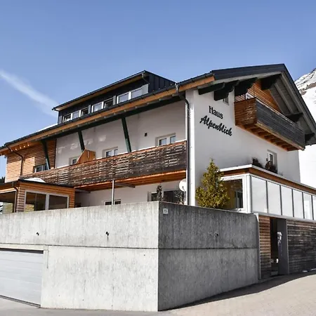 Haus Alpenblick * Schröcken